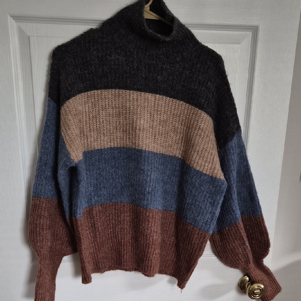 HYFVE Textured Gray Sweater